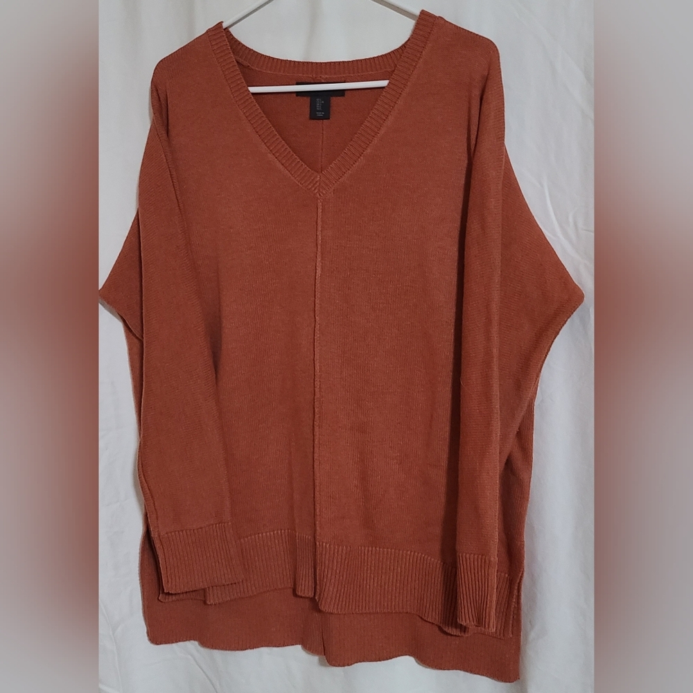 Tahari Women's Size Large Vee Neck Knit Pullover Sweater Think Caramelized!